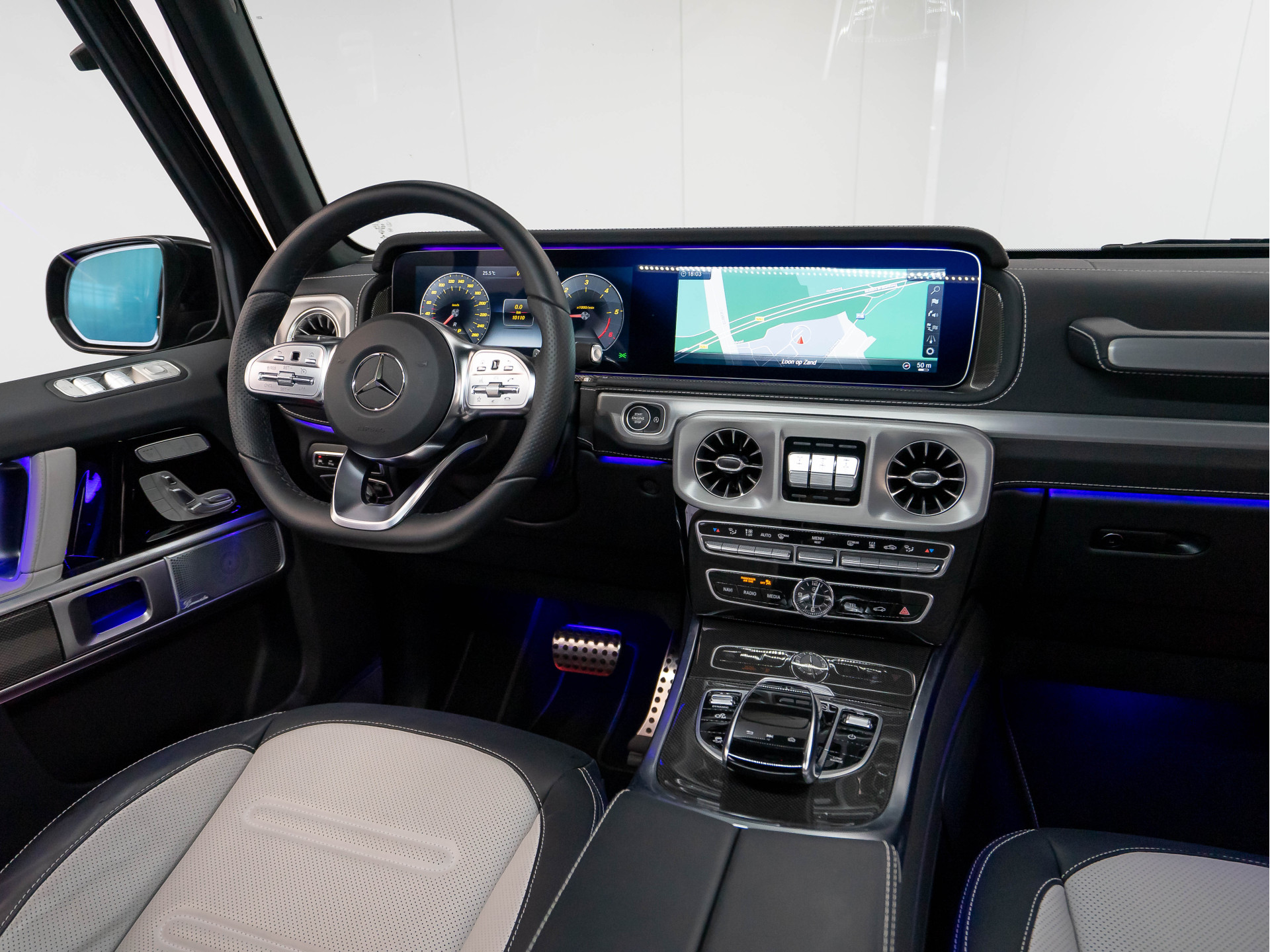 39059746-23.jpg